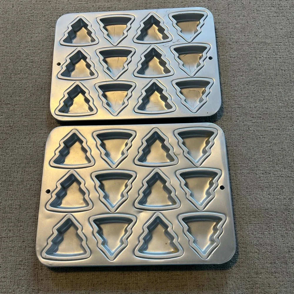 Nordic Ware Christmas Tree Cakelet Pan Set of 2 Silver Cast Aluminum 12 Cavity